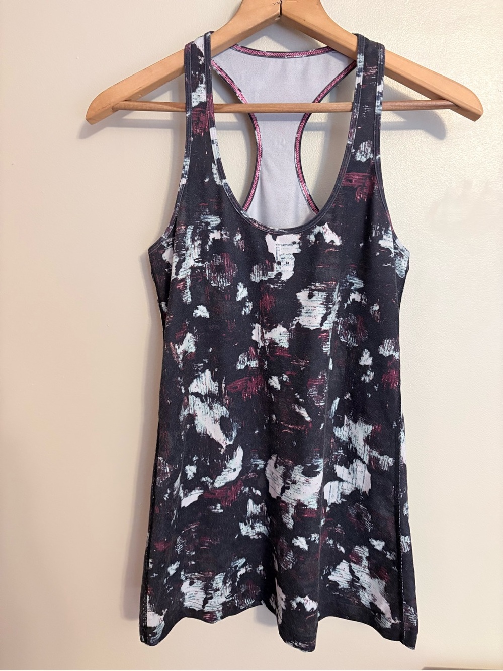 Lululemon Cool Racerback
Static Blossom Multi